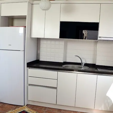 Two Stone Homes Hades شقة *